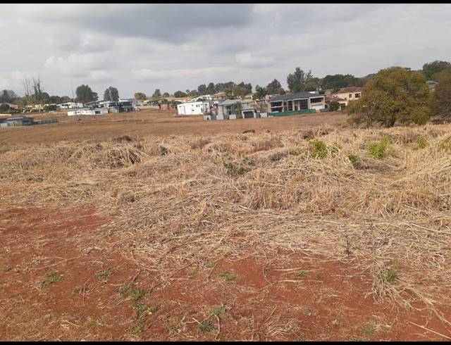 LAND FOR SALE IN RIVERSIDE ESTATE